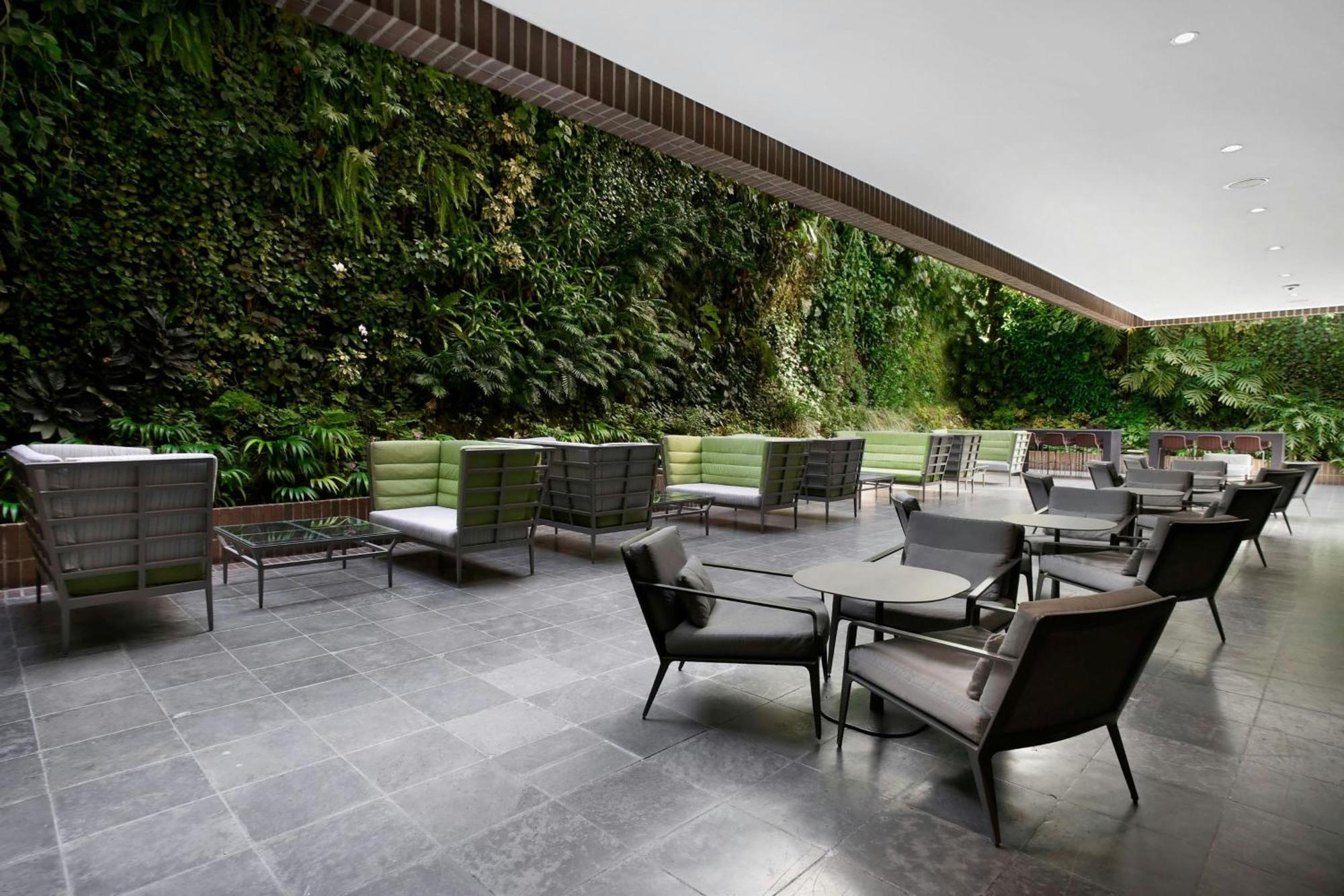 Renaissance Caracas La Castellana Hotel Exterior photo